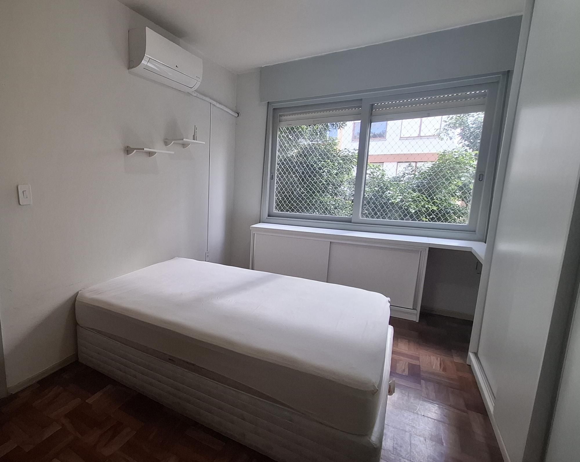 Apartamento à venda com 46m², 1 quarto, 1 suíte no bairro Cidade Baixa em Porto Alegre