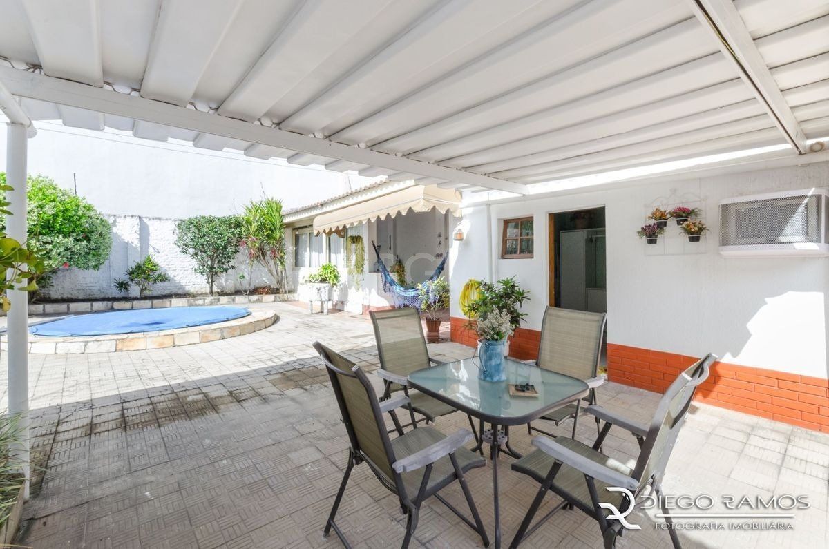 Casa à venda com 4 quartos, 216m² - Foto 24