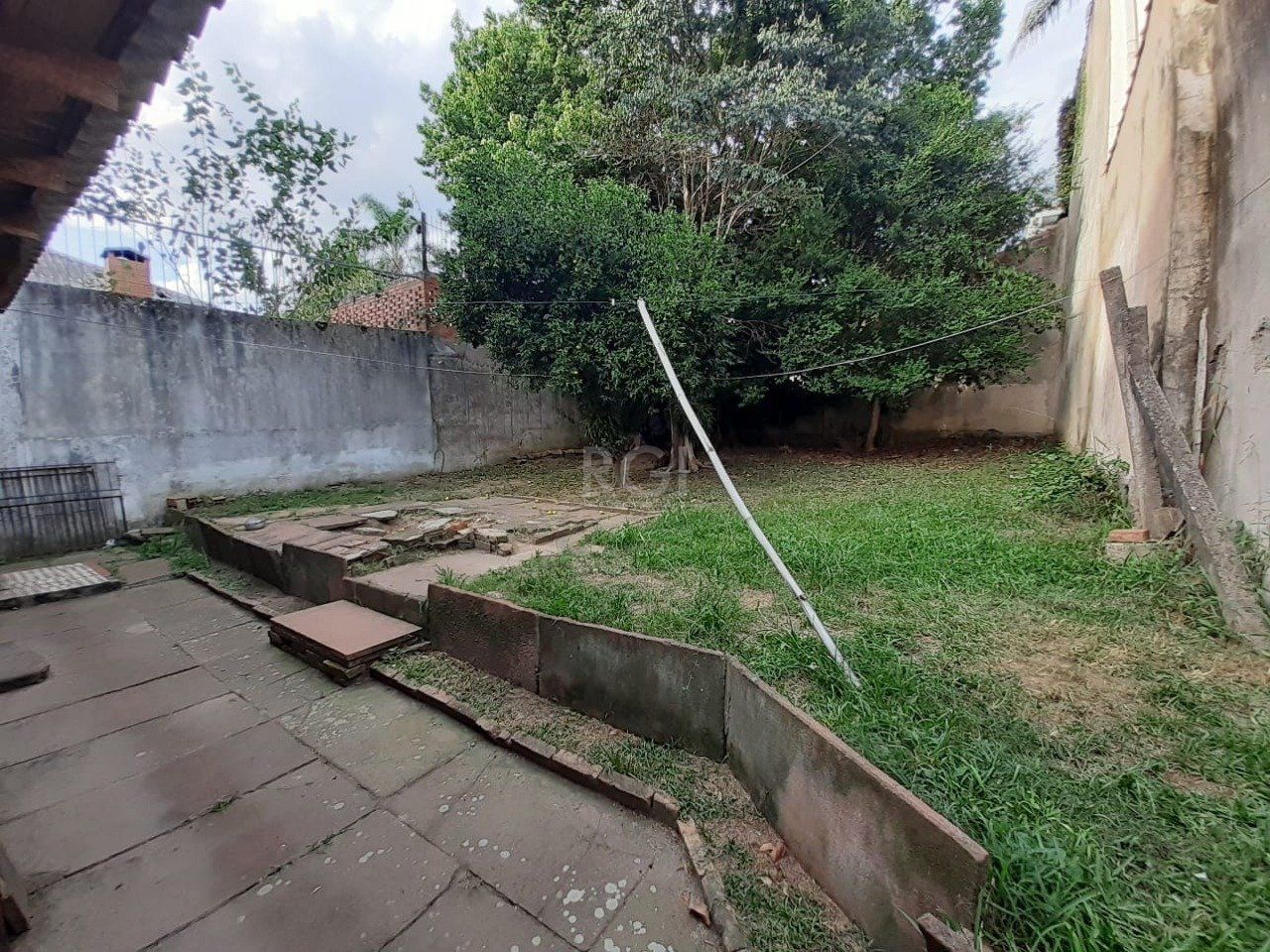 Terreno à venda, 301m² - Foto 7