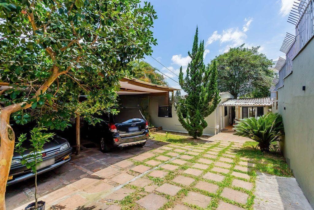 Casa à venda com 3 quartos, 120m² - Foto 2