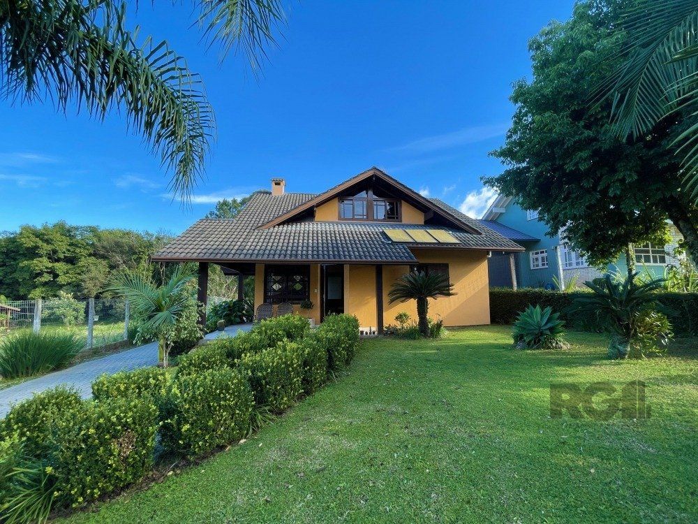 Casa à venda com 3 quartos, 200m² - Foto 4