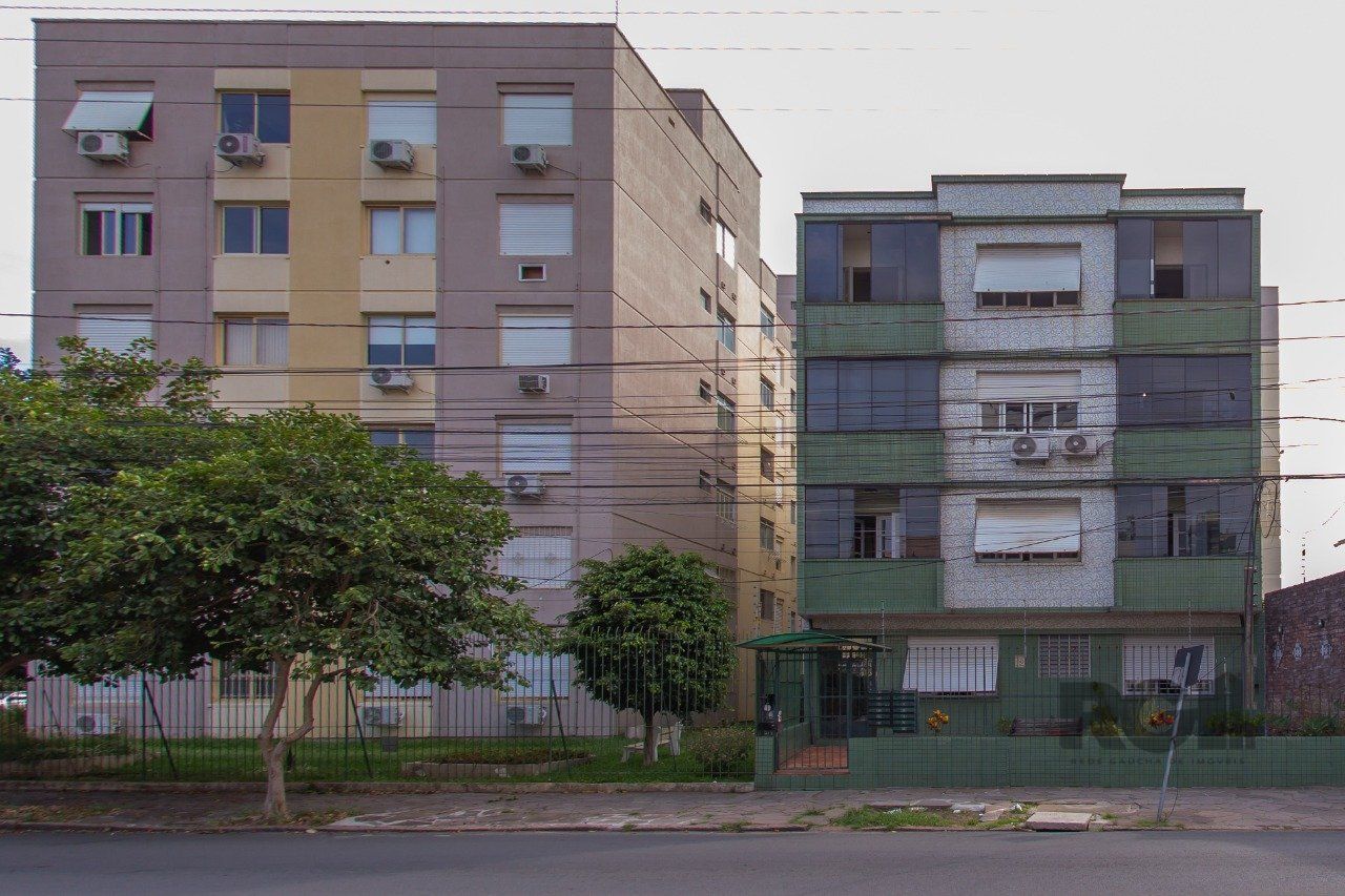 Apartamento 2 dormitórios no bairro Farroupilha
