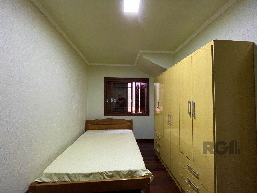 Casa à venda com 3 quartos, 200m² - Foto 18
