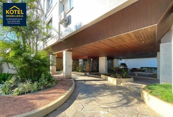 Apartamento de 3 quartos, suíte e 1 vaga de garagem no bairro Menino Deus em POA