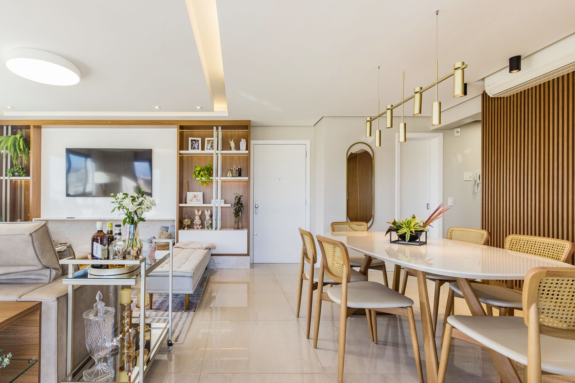 Apartamento à venda com 3 quartos, 123m² - Foto 4