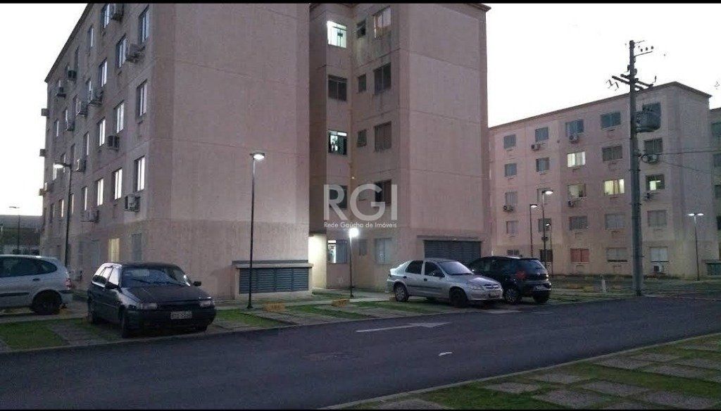 Apartamento à venda com 45m², 2 quartos, 1 vaga no bairro Sarandi em Porto Alegre