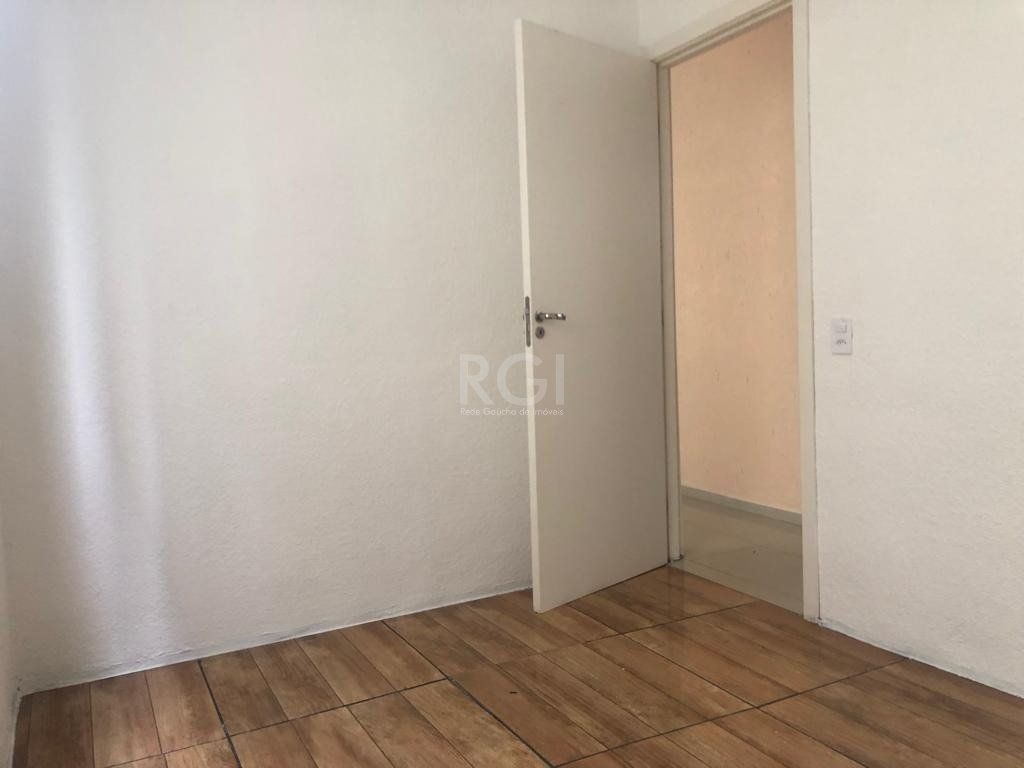 Apartamento à venda com 40m², 2 quartos, 1 vaga no bairro Mário Quintana em Porto Alegre
