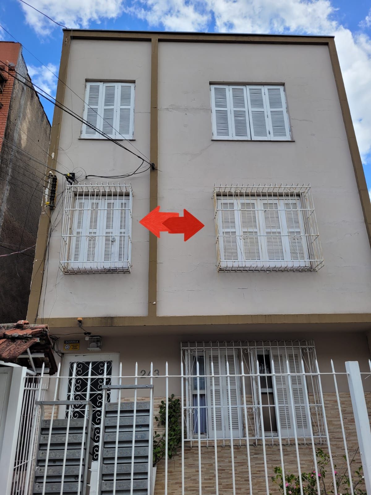 Ótimo apto 1 dormitório super claro semimobiliado