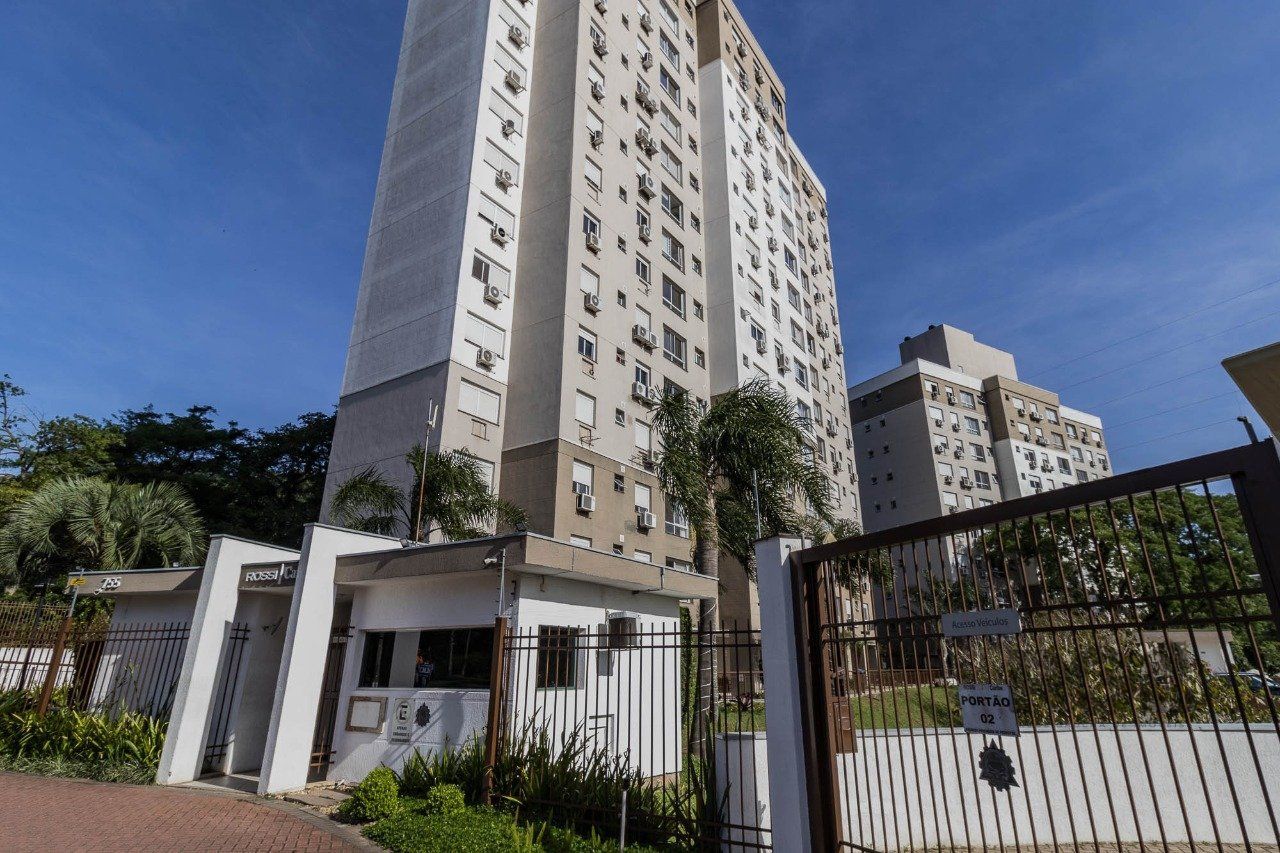 Apartamento à venda com 80m², 3 quartos, 1 suíte, 2 vagas no bairro Jardim Carvalho em Porto Alegre