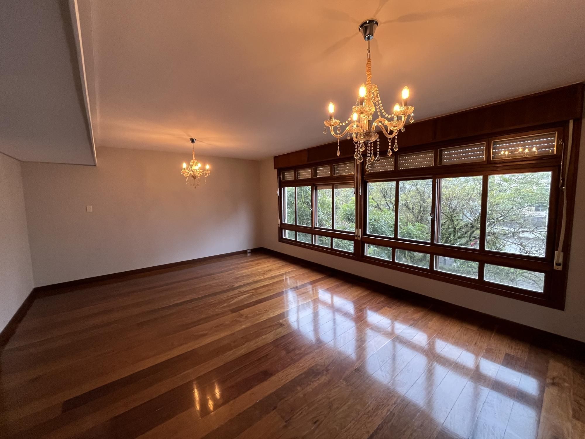 Apartamento à venda com 3 quartos, 249m² - Foto 4