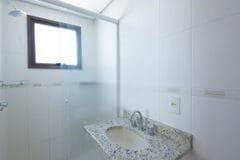 Apartamento de 2 quartos, suíte e 1 vaga de garagem no bairro Santana em POA/RS — foto 4