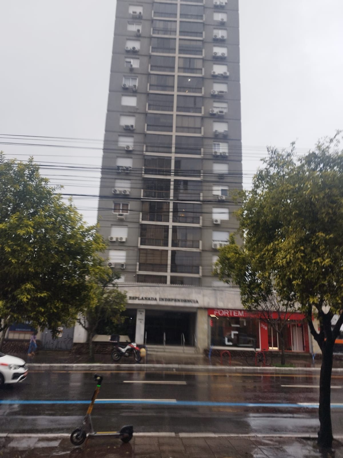 Apartamento de 1 dormitório, com elevador, na independência, Porto Alegre_RS
