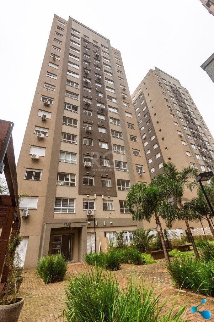 Apartamento à venda com 2 quartos, 75m² - Foto 9