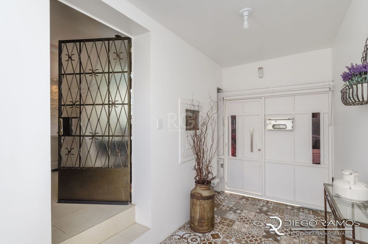 Casa à venda com 4 quartos, 216m² - Foto 28