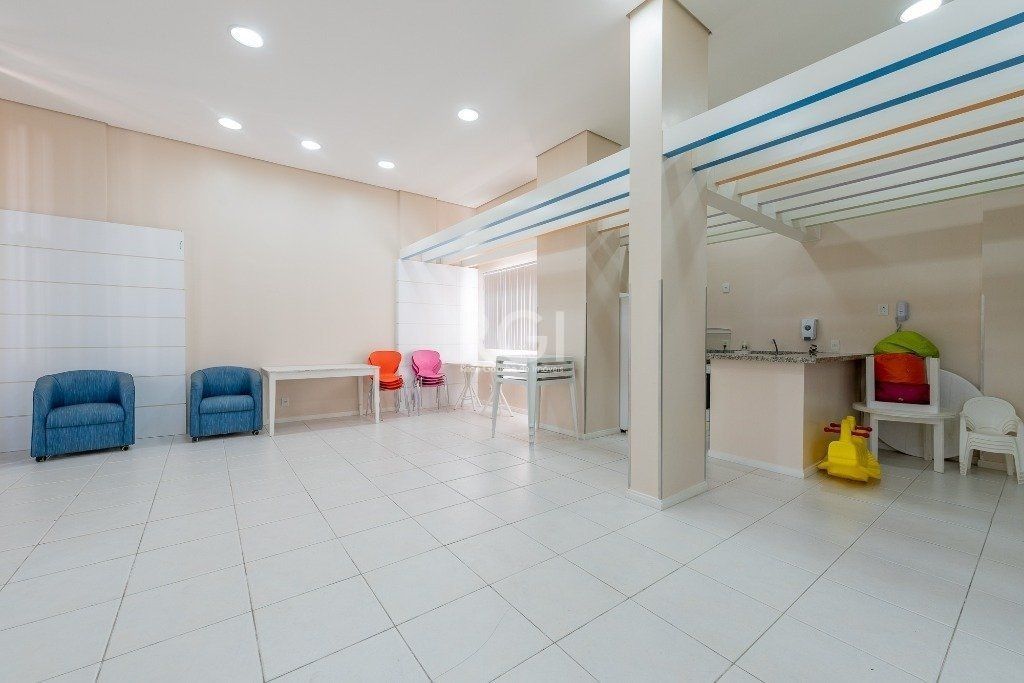 Apartamento à venda com 3 quartos, 75m² - Foto 24
