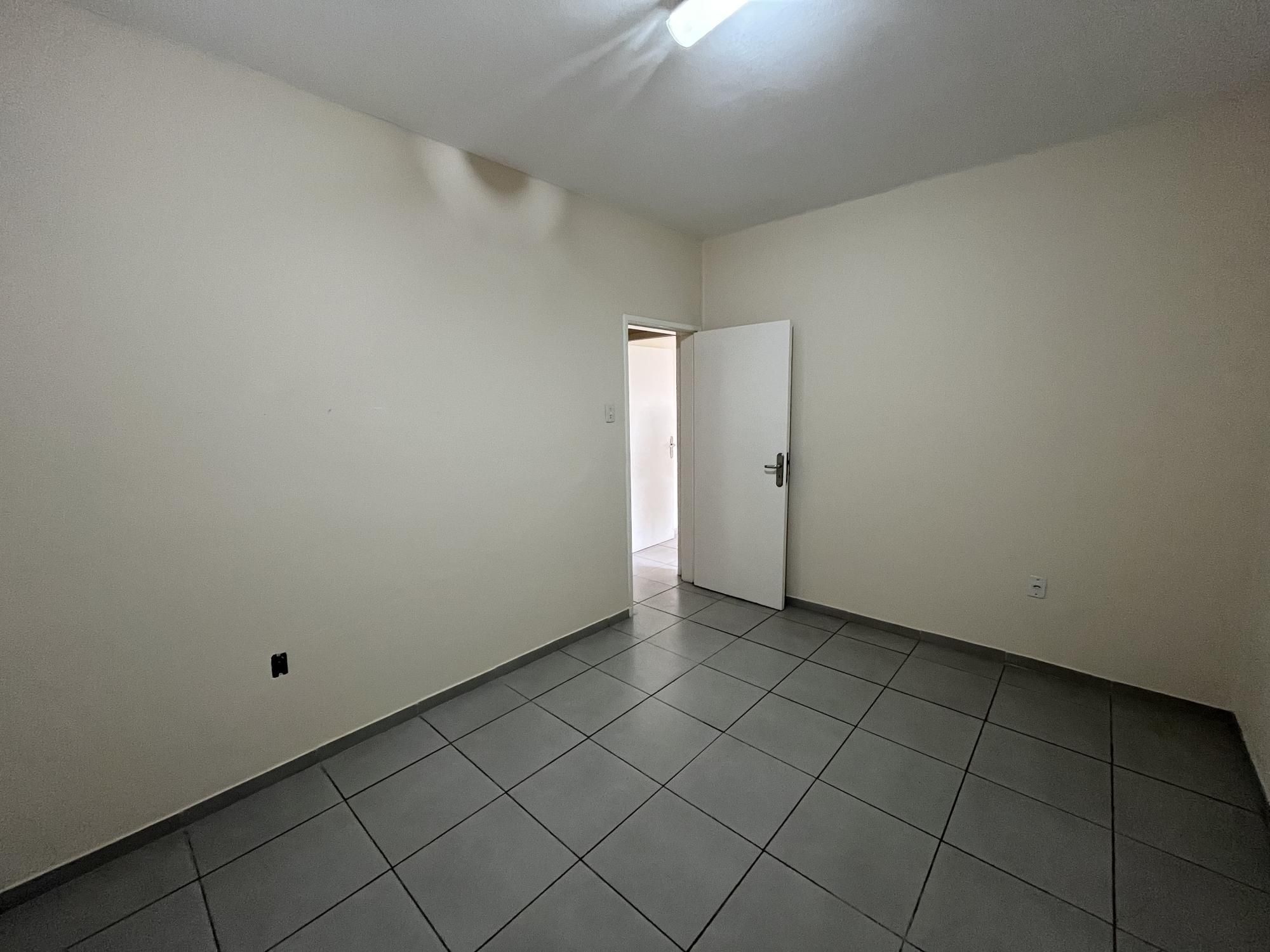 Apartamento à venda com 3 quartos, 103m² - Foto 11