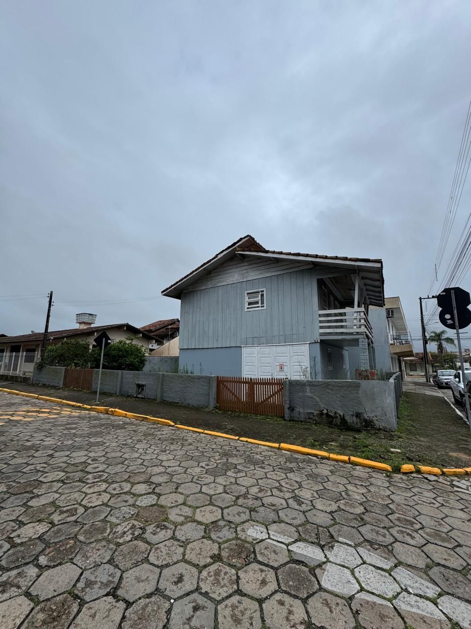 Casa  venda  no Centro - Balnerio Piarras, SC. Imveis