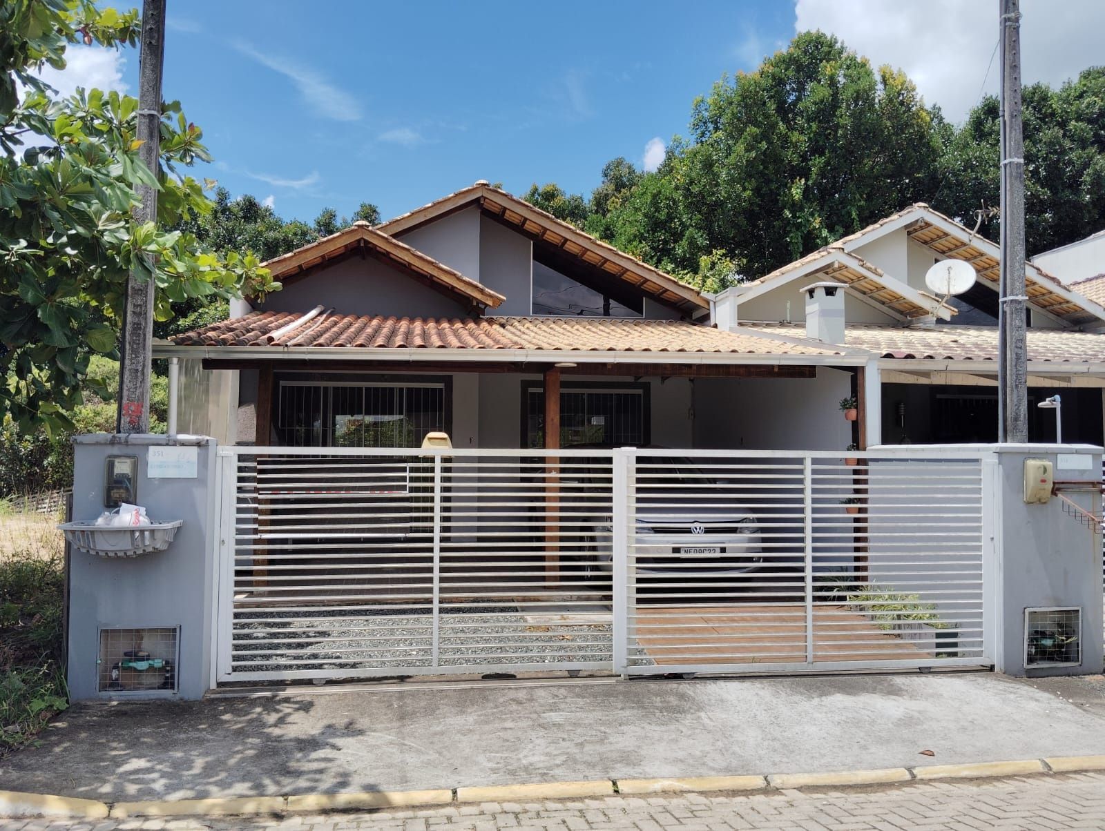 Casa à venda  no Itacolomi - Balneário Piçarras, SC. Imóveis