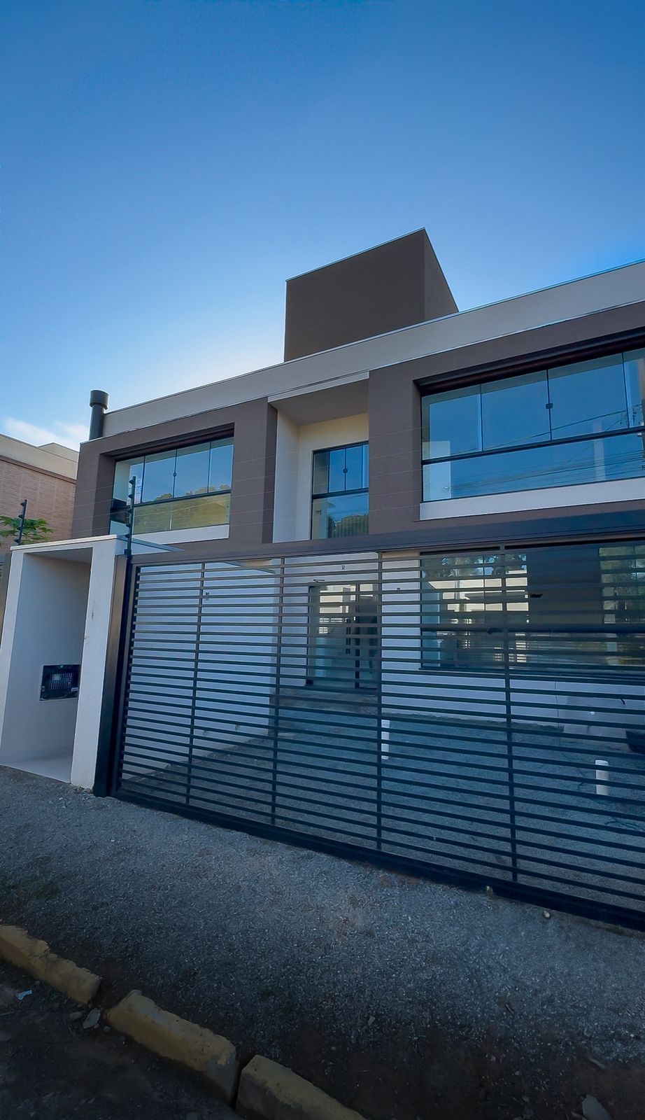 Apartamento à venda  no Itacolomi - Balneário Piçarras, SC. Imóveis
