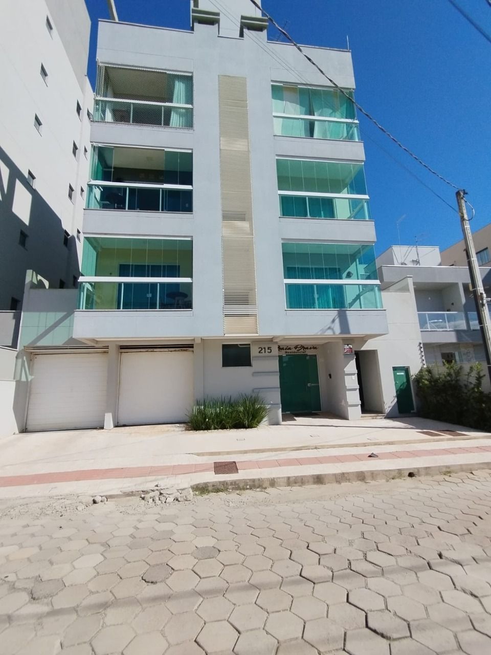 Apartamento  venda  no Itacolomi - Balnerio Piarras, SC. Imveis