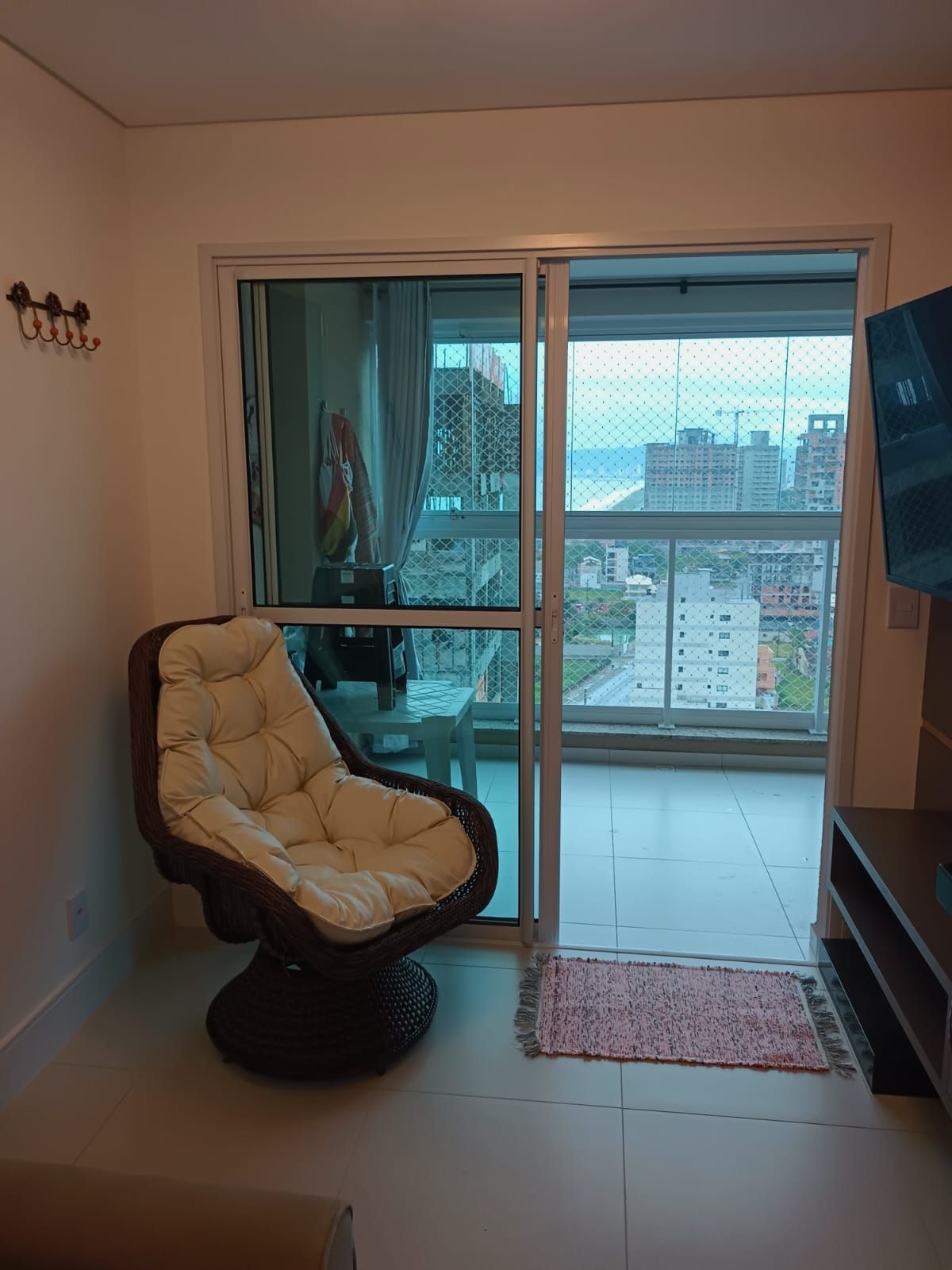 Apartamento à venda  no Itacolomi - Balneário Piçarras, SC. Imóveis