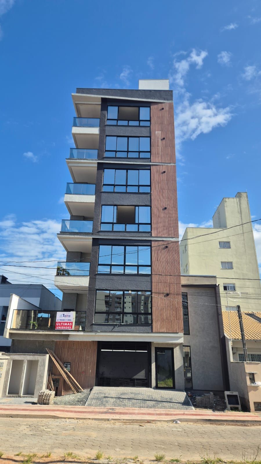 Apartamento à venda no Itacolomi, Balneário Piçarras - SC