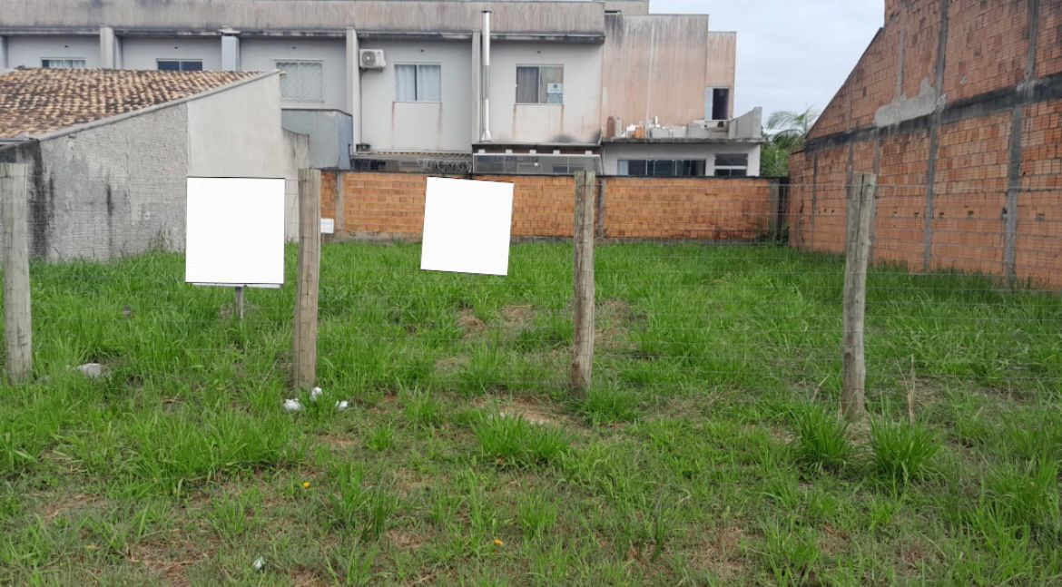 Terreno/Lote à venda  no Itacolomi - Balneário Piçarras, SC. Imóveis