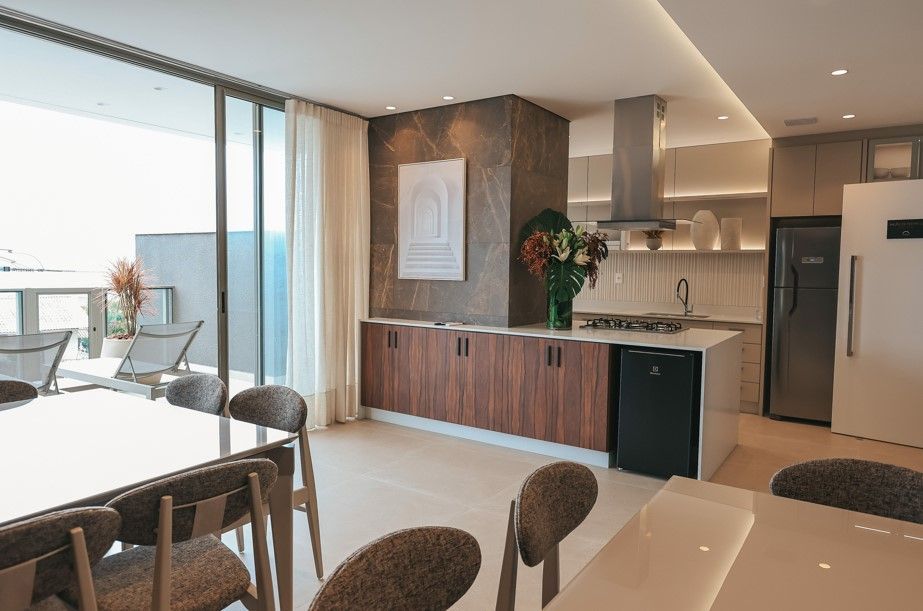 Apartamento, 3 suítes, à venda, 132 m², Centro - Balneário Piçarras — foto 4