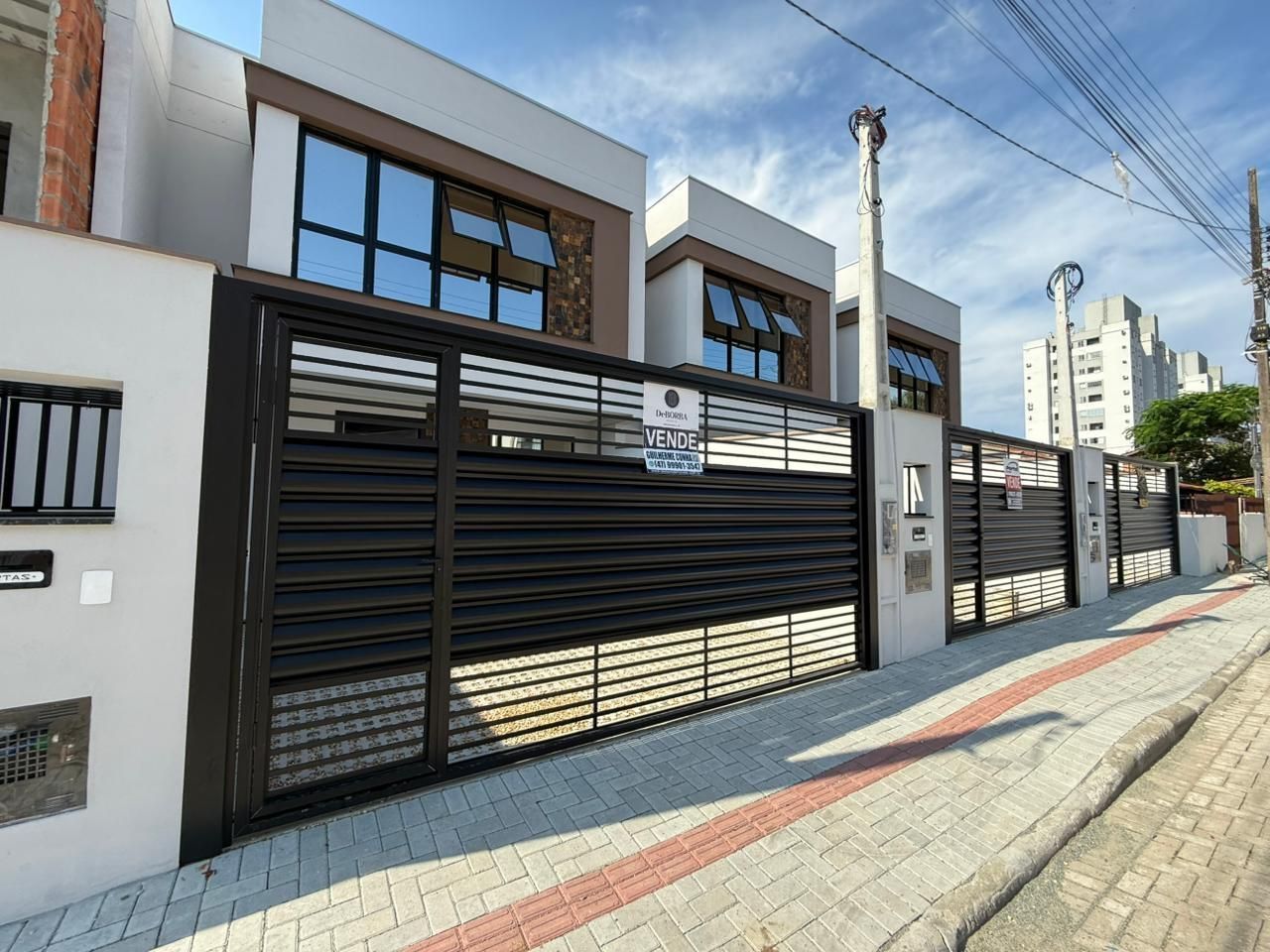 Sobrado à venda no Itacolomi, Balneário Piçarras - SC