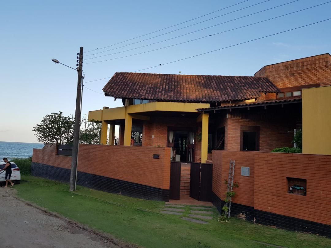 Casa  venda  no Itacolomi - Balnerio Piarras, SC. Imveis