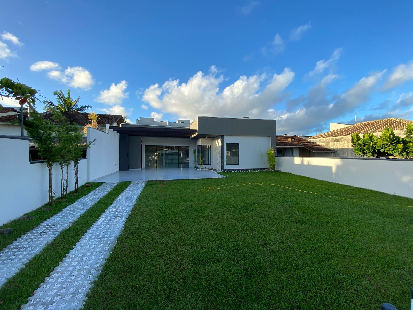 Casa com 3 Dormitórios à venda, 188 m² por R$ 1.120.000,00 Casa com 3 Dormitórios à venda, 188 m² por R$ 1.120.000,00