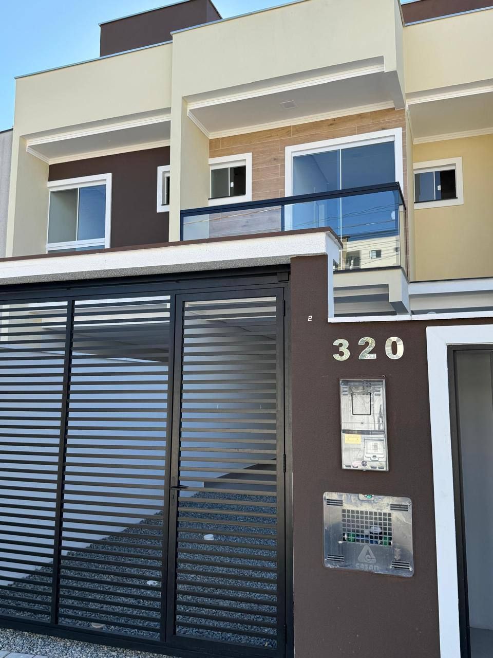 Sobrado à venda no Itacolomi, Balneário Piçarras - SC