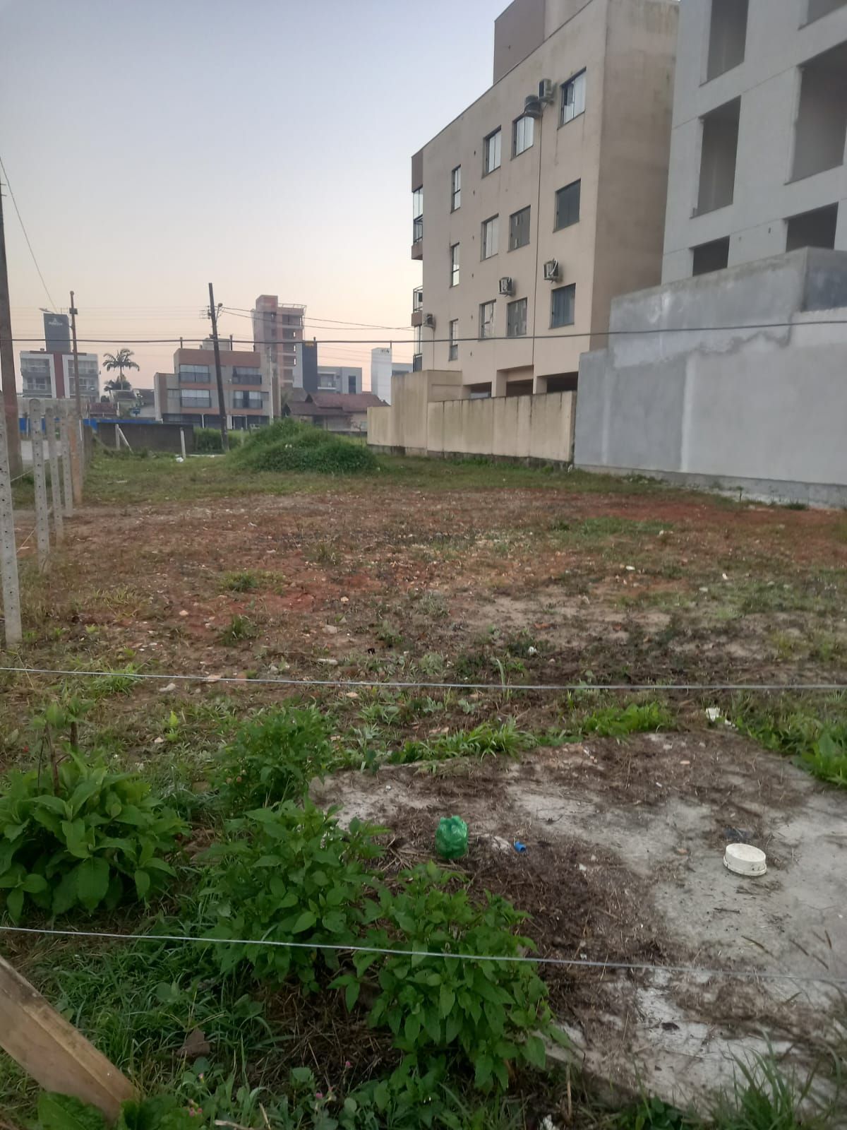 Terreno à venda, Itacolomi - Balneário Piçarras