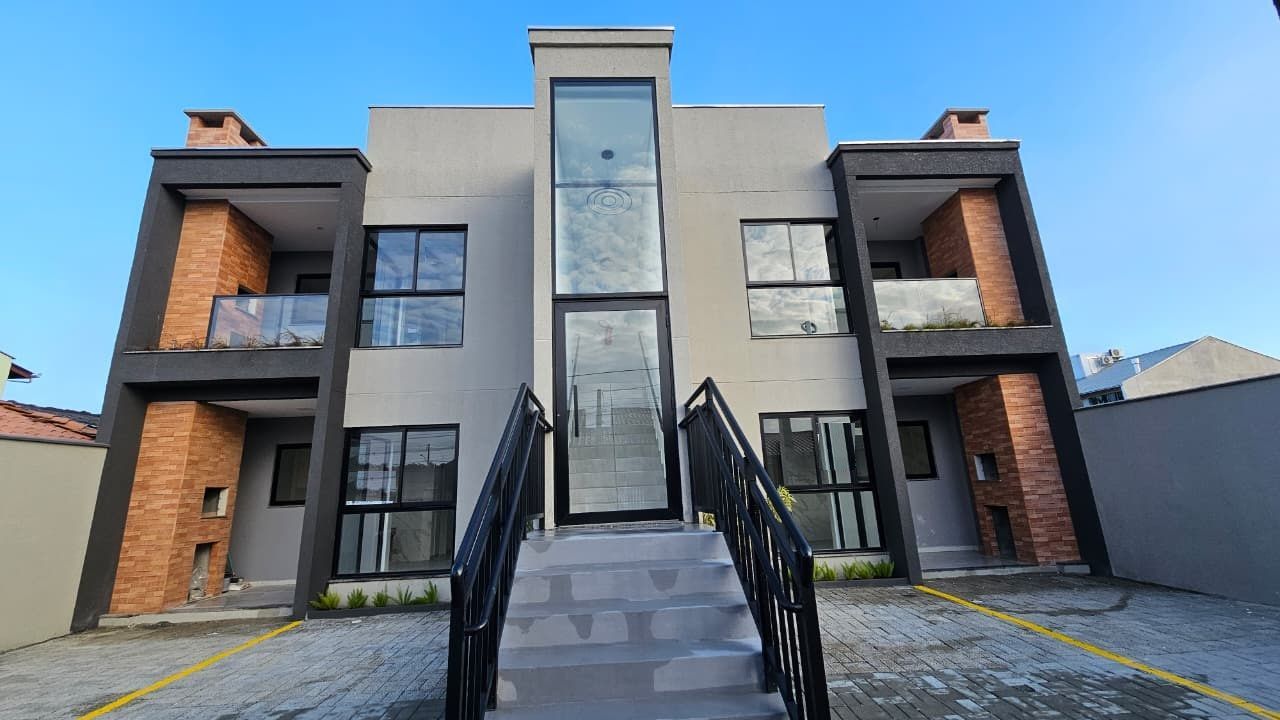 Apartamento à venda no Itacolomi, Balneário Piçarras - SC