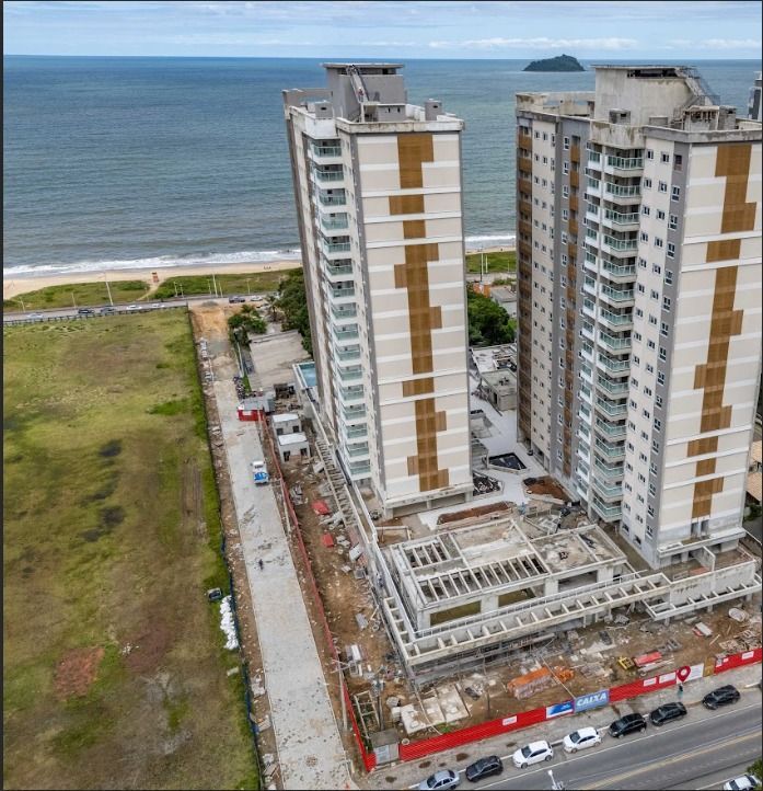 Apartamento à venda  no Itacolimi - Balneário Piçarras, SC. Imóveis