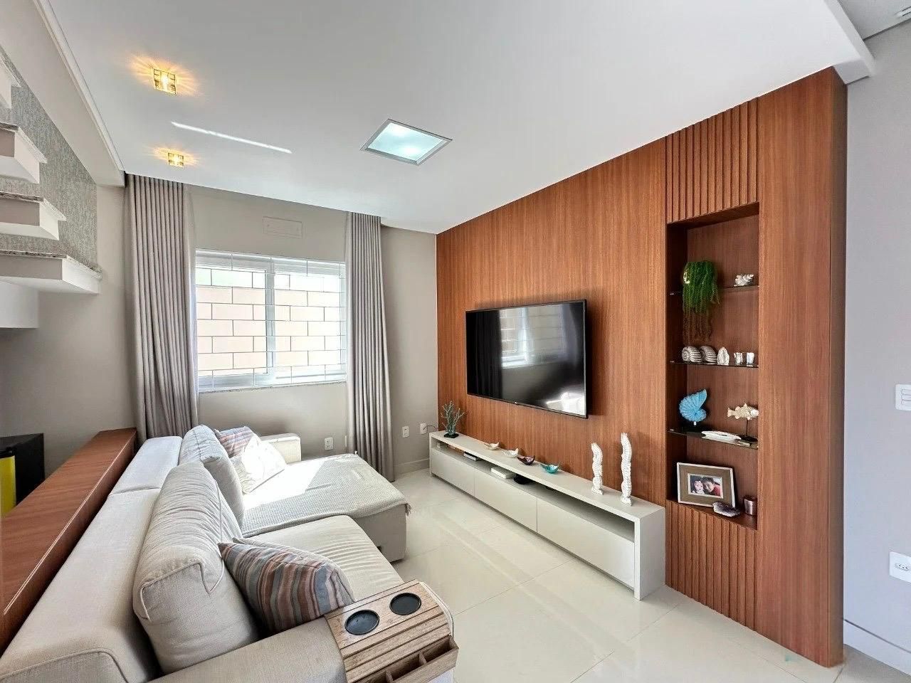 Sobrado com 3 Dormitórios à venda, 183 m² por R$ 1.490.000,00 Sobrado com 3 Dormitórios à venda, 183 m² por R$ 1.490.000,00