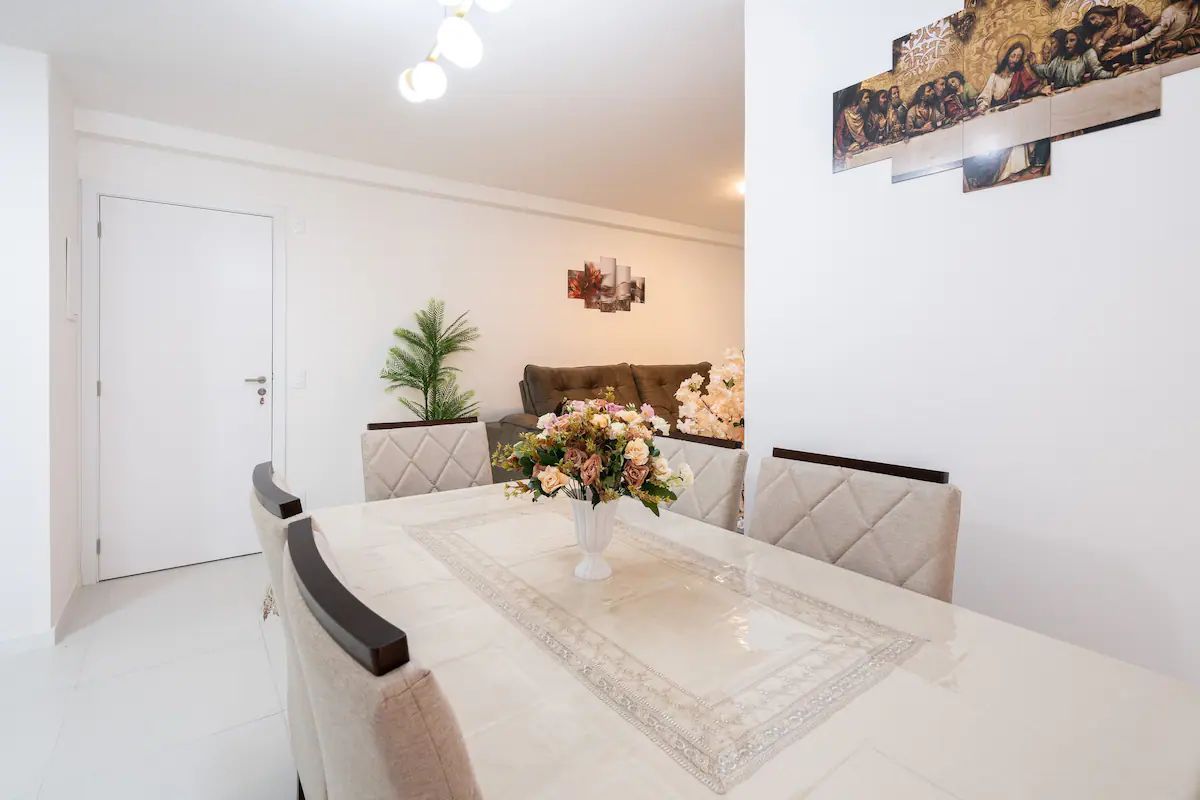 Apartamento em Balneário Piçarras apenas 400 metros da praia