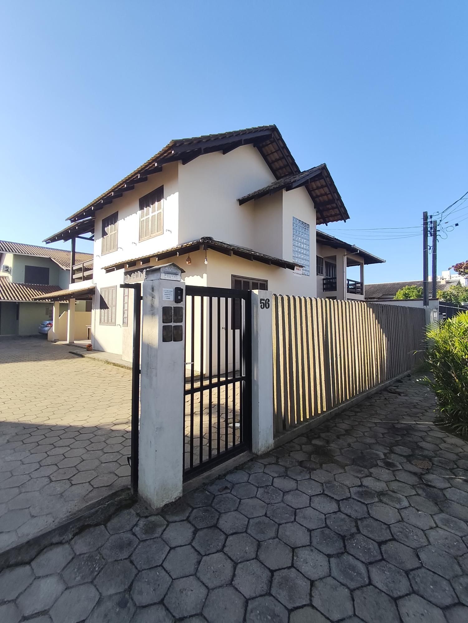 Sobrado, 3 quartos, à venda, 110 m², Centro - Balneário Piçarras — foto 2