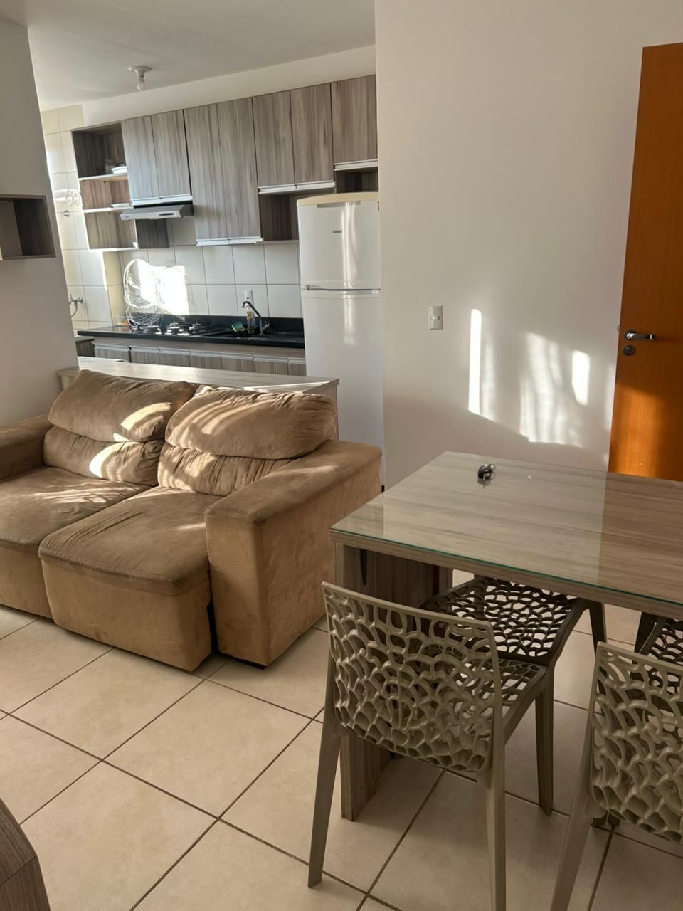 Apartamento para alugar  no Itacolomi - Balneário Piçarras, SC. Imóveis