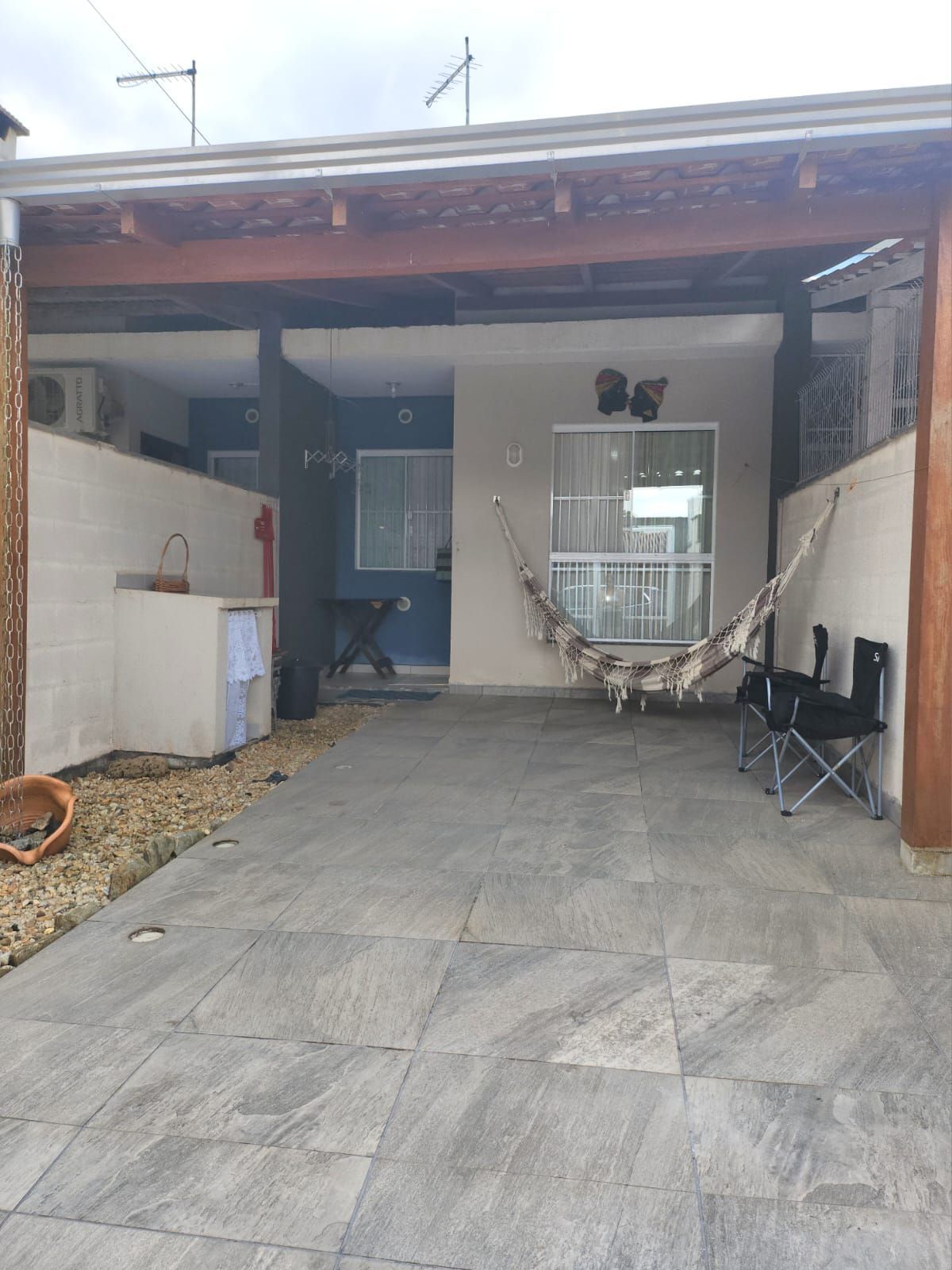 Casa para alugar  no Itacolomi - Balneário Piçarras, SC. Imóveis