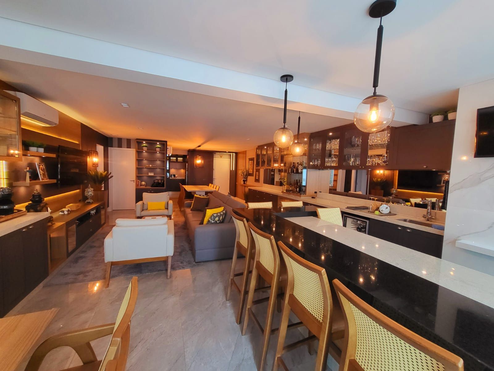 Apartamento, 3 suítes, à venda, 138 m², Itacolomi - Balneário Piçarras — foto 2
