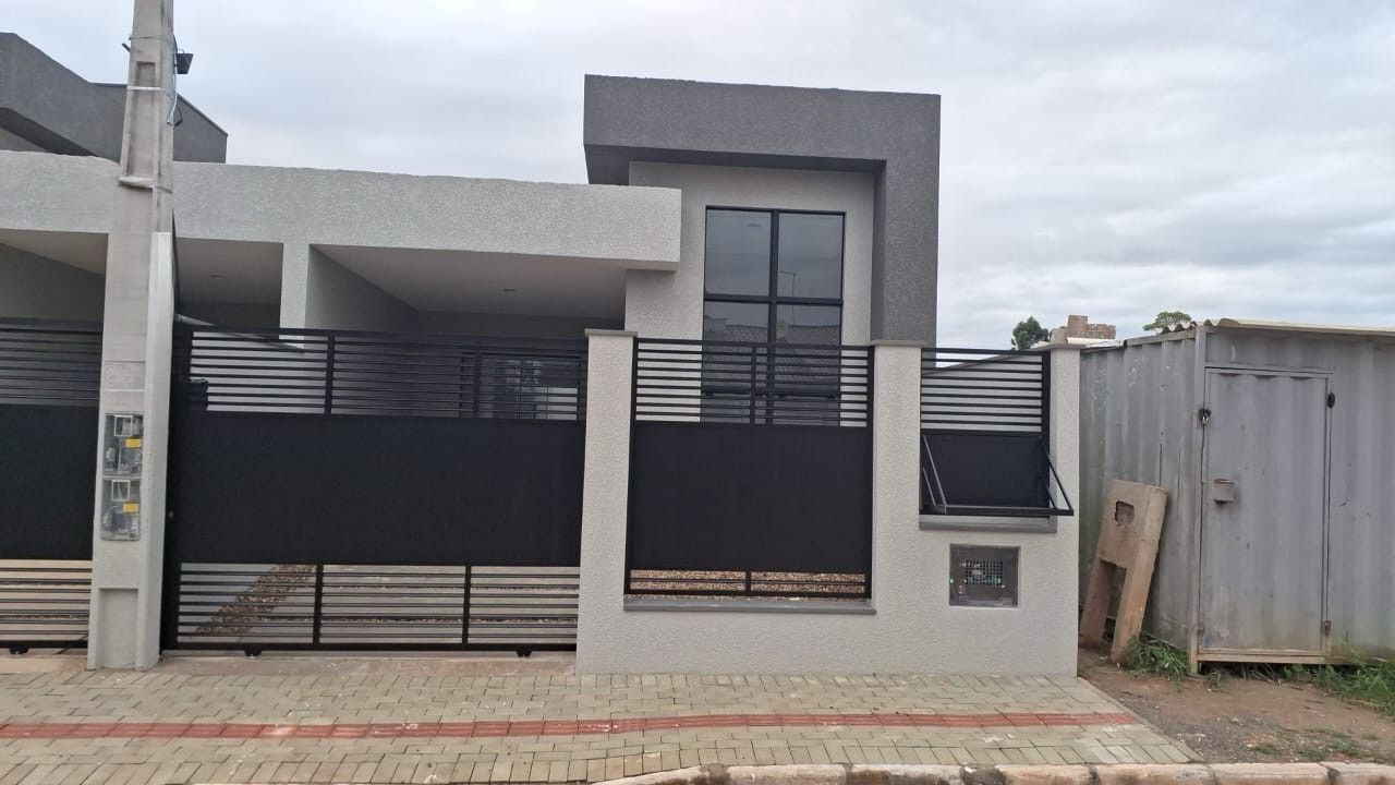 Casa à venda  no Itacolomi - Balneário Piçarras, SC. Imóveis