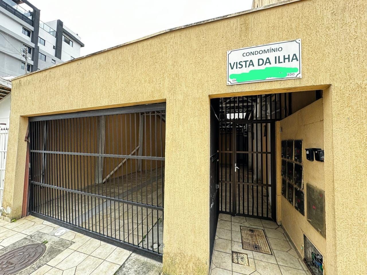 Apartamento para alugar  no Centro - Balneário Piçarras, SC. Imóveis