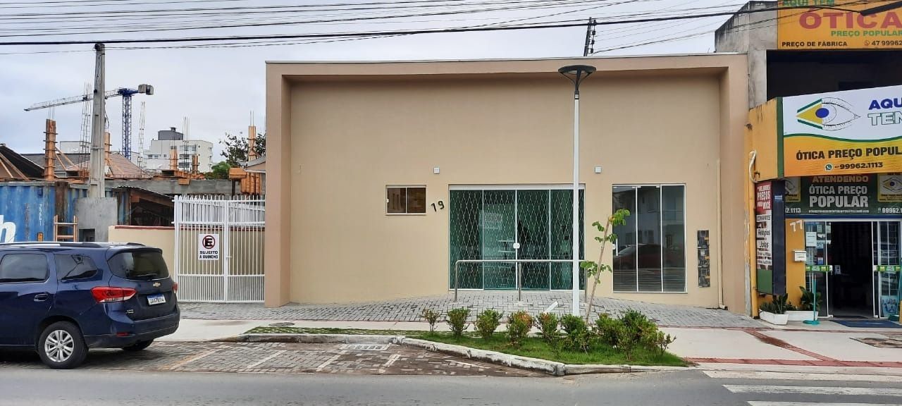 Sala comercial  venda  no Centro - Balnerio Piarras, SC. Imveis