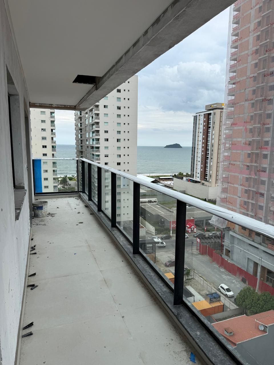 Apartamento com 3 Dormitórios à venda, 94 m² por R$ 1.350.000,00 Apartamento com 3 Dormitórios à venda, 94 m² por R$ 1.350.000,00