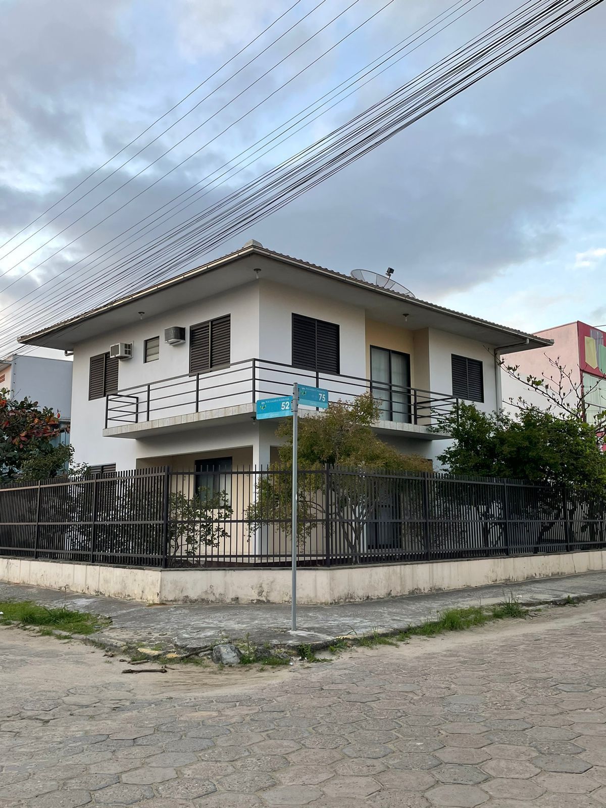 Sobrado 5 quartos para alugar, 185m², Centro - Balneário Piçarras