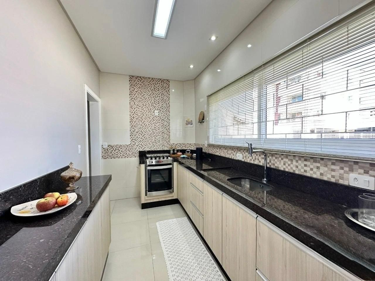 Sobrado com 3 Dormitórios à venda, 183 m² por R$ 1.490.000,00 Sobrado com 3 Dormitórios à venda, 183 m² por R$ 1.490.000,00