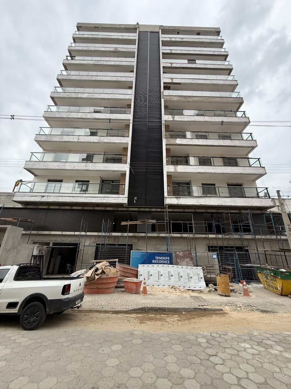 Apartamento à venda  no Itacolomi - Balneário Piçarras, SC. Imóveis