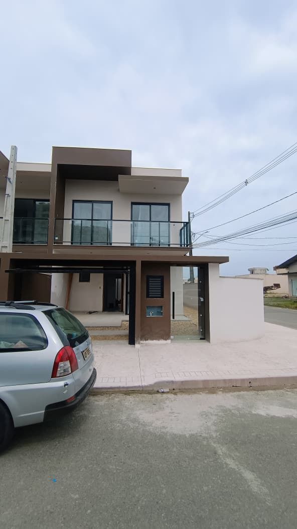 Sobrado, 3 quartos, à venda, 130 m², Centro - Penha — foto 2