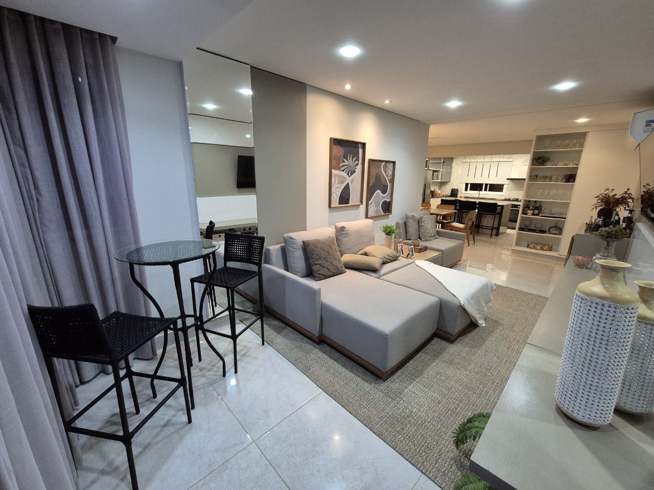 Apartamento à venda com 3 quartos, 115m² - Foto 7